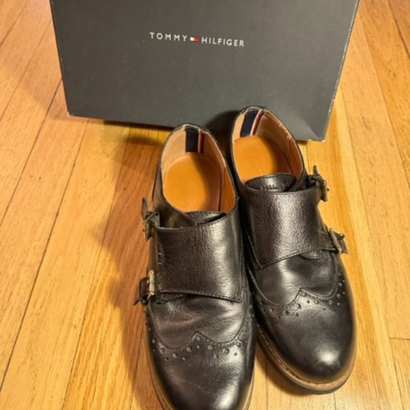 Tommy Hilfiger Women’s Black Leather Dilanee Buckled Oxford Size 9 - Picture 2 of 10
